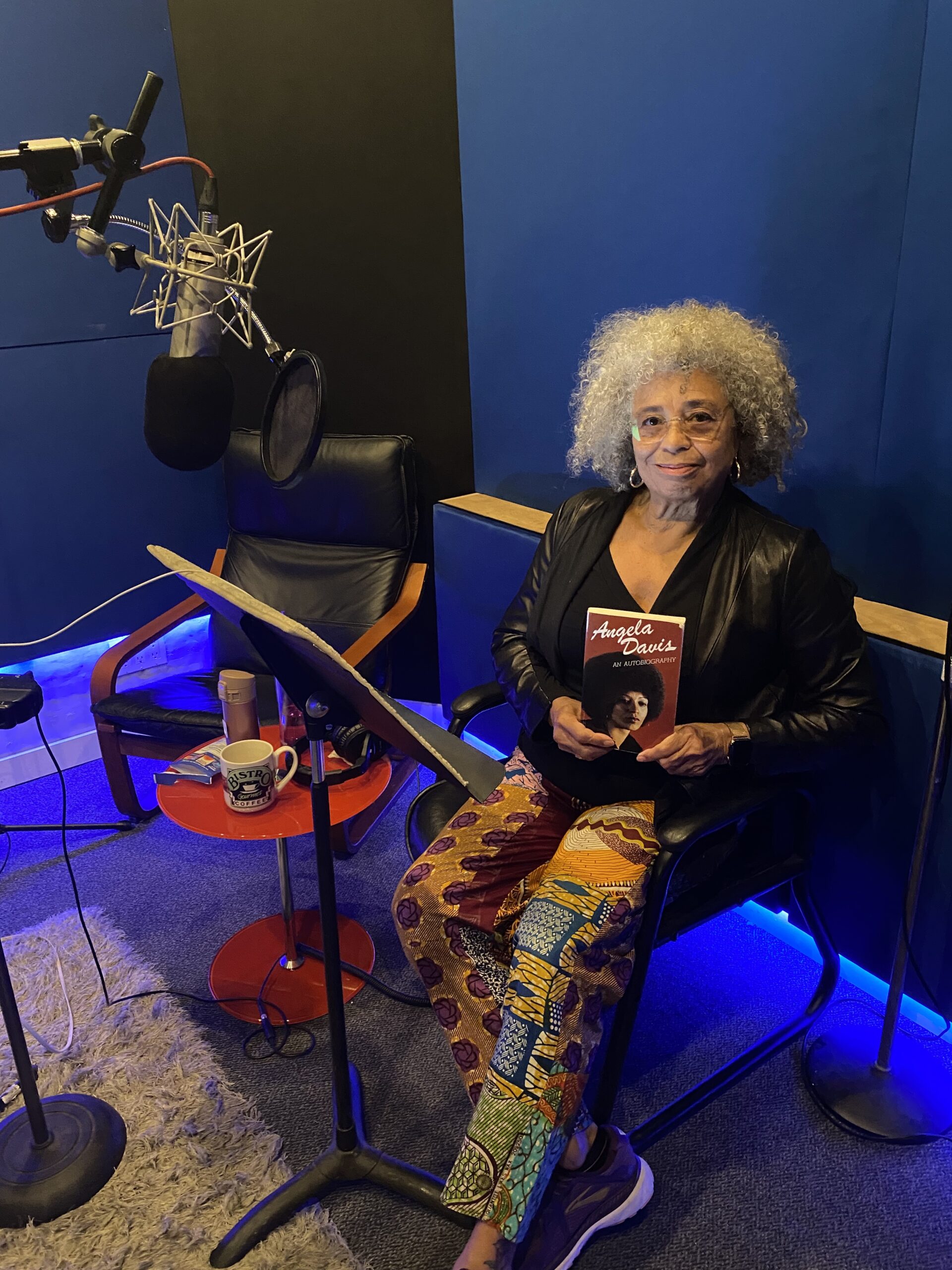 An Autobiography by Angela Davis Skyline Studios